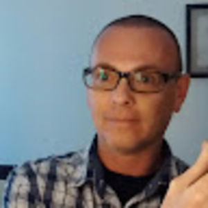 Meet your Posher, Casey